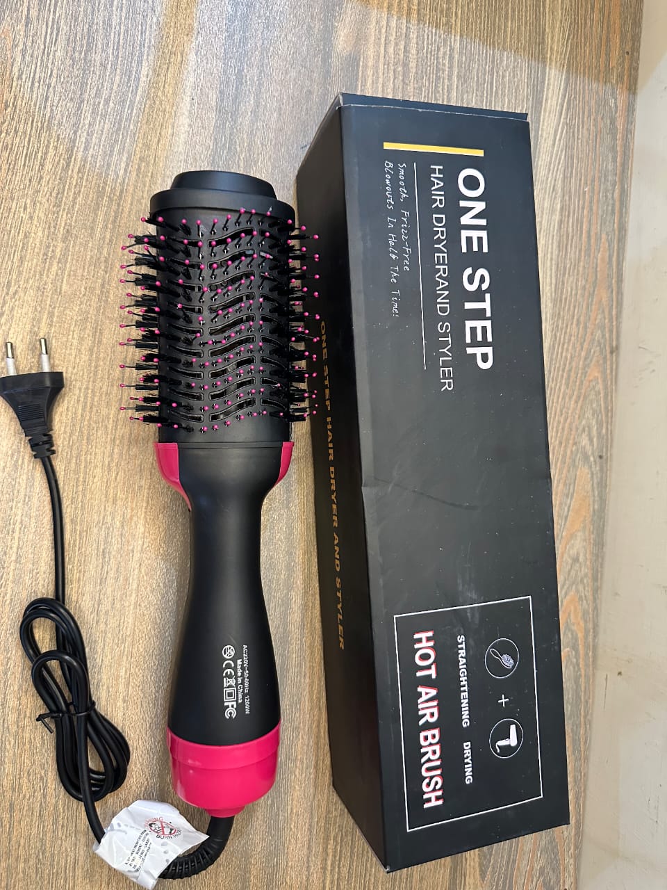 3 in 1 Hot Air Brush (Straightner, Curler, Dryer)